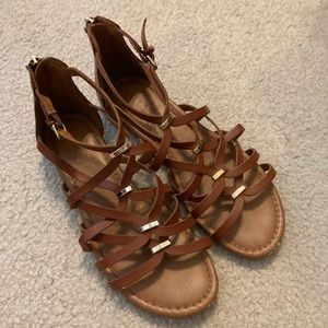 Merona Gladiator Sandals Size 8